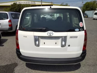 Toyota SUCCEED