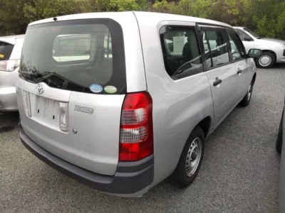 Toyota SUCCEED