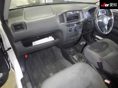 Toyota SUCCEED