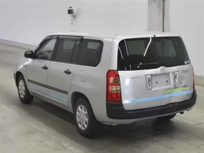 Toyota SUCCEED