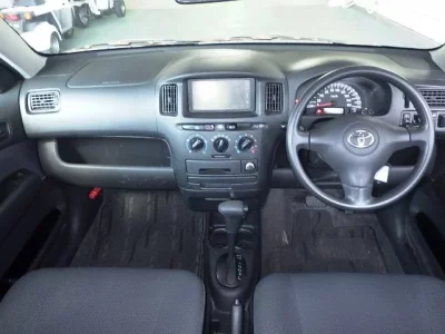 Toyota SUCCEED