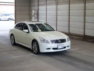 Nissan SKYLINE
