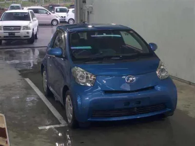 Toyota IQ