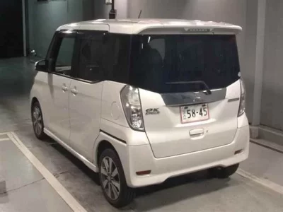 Mitsubishi EK SPACE