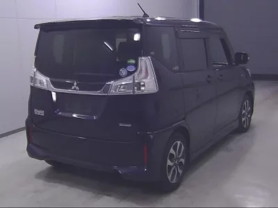 Mitsubishi DELICA D2