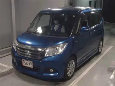 Mitsubishi DELICA D2