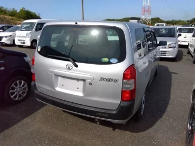 Toyota SUCCEED