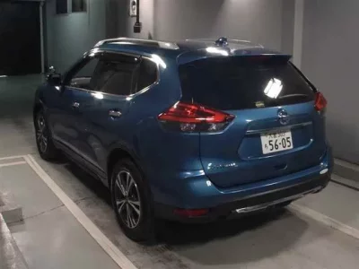 Nissan X-TRAIL