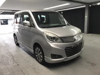 Mitsubishi DELICA D2