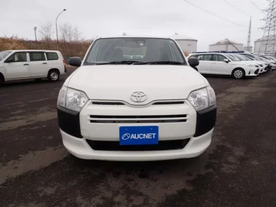 Toyota SUCCEED