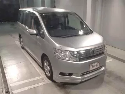 Honda STEP WAGON