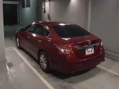 Nissan TEANA