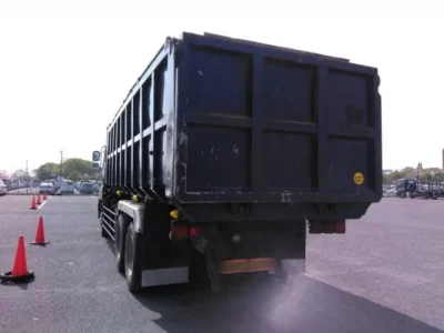 Isuzu GIGA
