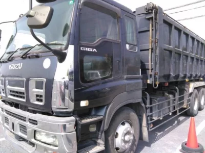 Isuzu GIGA