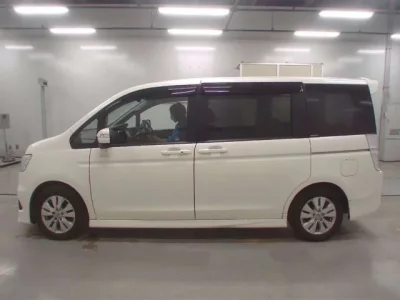 Honda STEP WAGON