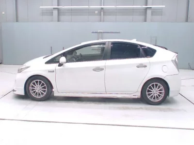 Toyota PRIUS PHV