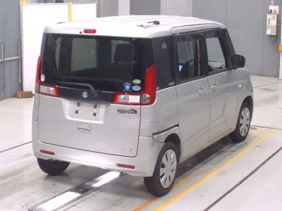 Suzuki SPACIA