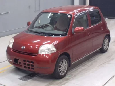 Daihatsu Esse
