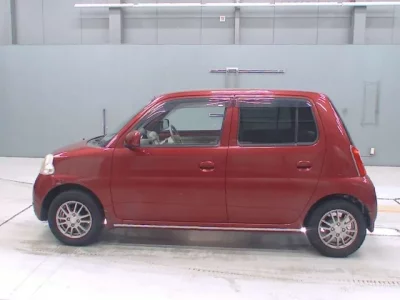 Daihatsu Esse