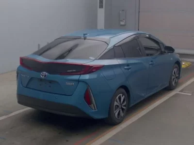 Toyota PRIUS PHV