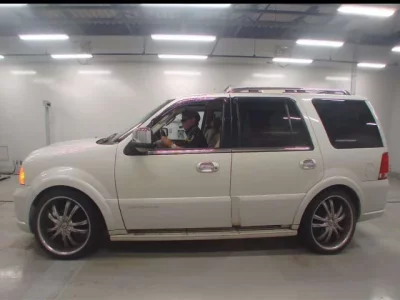 Ford LINCOLN NAVIGATOR