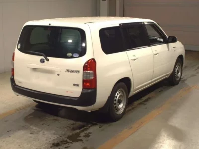 Toyota SUCCEED
