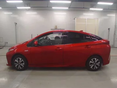Toyota PRIUS PHV