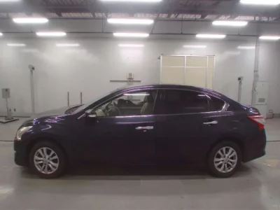 Nissan TEANA