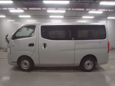 Isuzu COMO