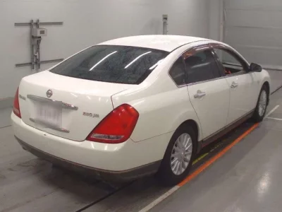 Nissan TEANA