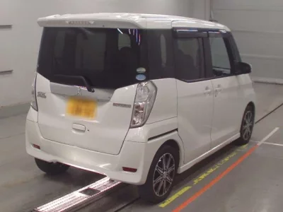 Mitsubishi EK SPACE