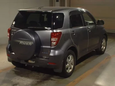 Toyota RUSH