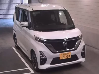 Nissan ROOX