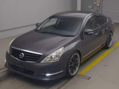 Nissan TEANA