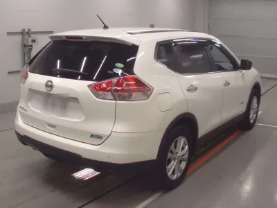 Nissan X-TRAIL