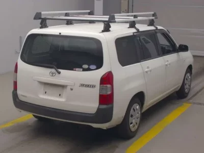 Toyota SUCCEED