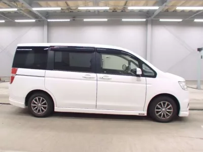 Honda STEP WAGON