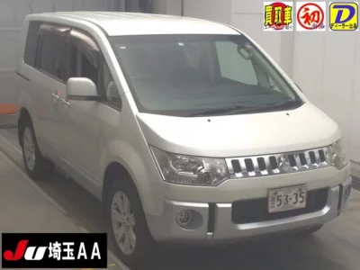 Mitsubishi DELICA D5
