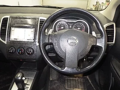 Nissan WINGROAD