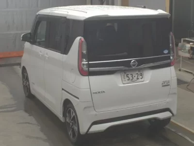 Nissan ROOX