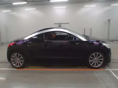 Peugeot RCZ