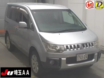 Mitsubishi DELICA D5