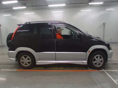 Mitsubishi RVR