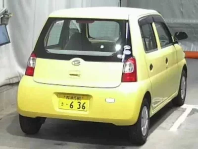 Daihatsu Esse