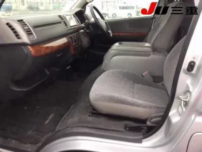 Toyota REGIUS ACE VAN