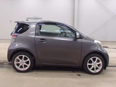 Toyota IQ