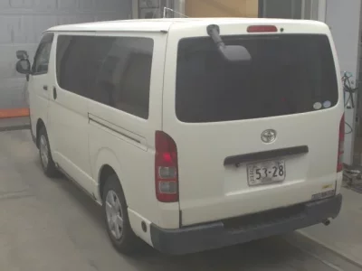 Toyota HIACE VAN
