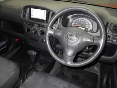 Toyota SUCCEED