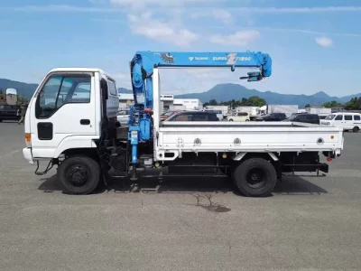 Isuzu ELF