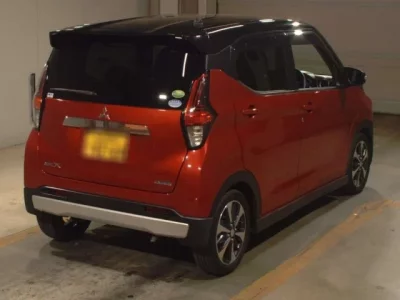 Mitsubishi EK X